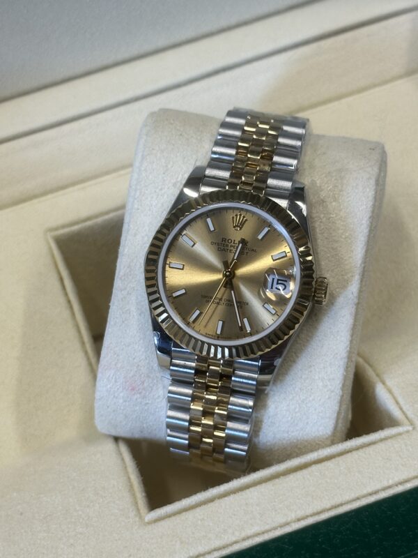 Rolex Lady-Datejust 31" | Champagne Dial (BP SWISS MADE) - Afbeelding 2