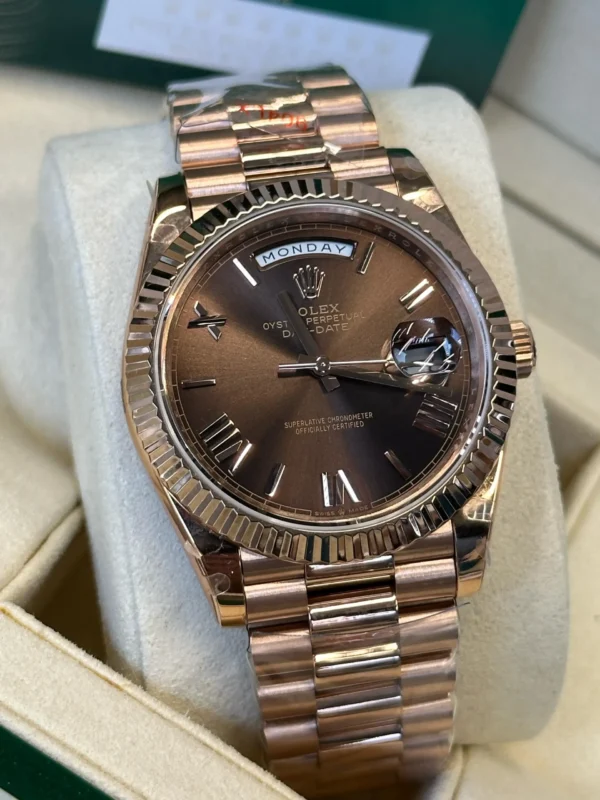 Rolex Day-Date 40" | Chocolate Roman Dial (Superclone) - Afbeelding 3