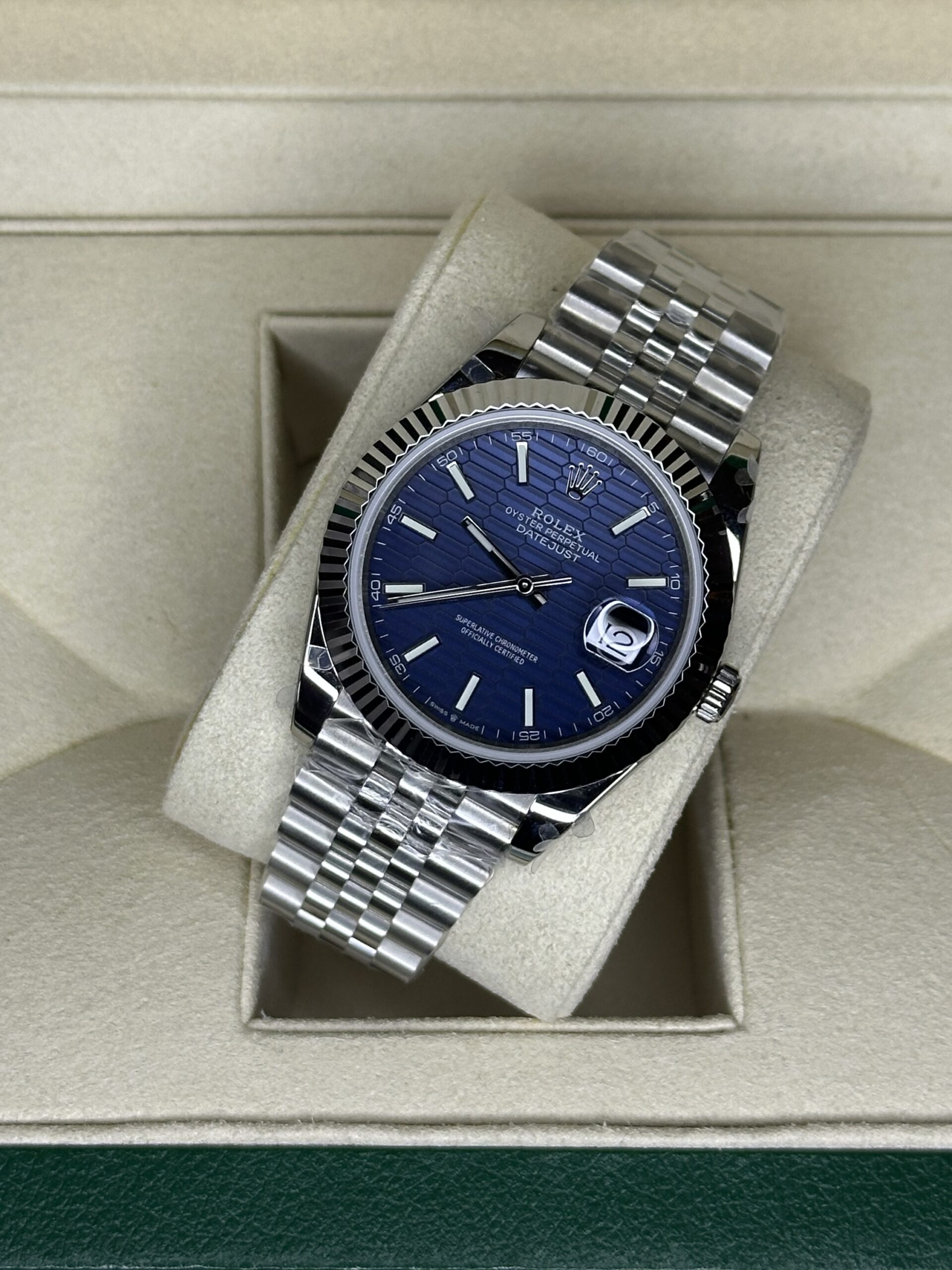 Rolex Datejust 41" | Blue Motif Dial (BP SWISS MADE) - Afbeelding 2