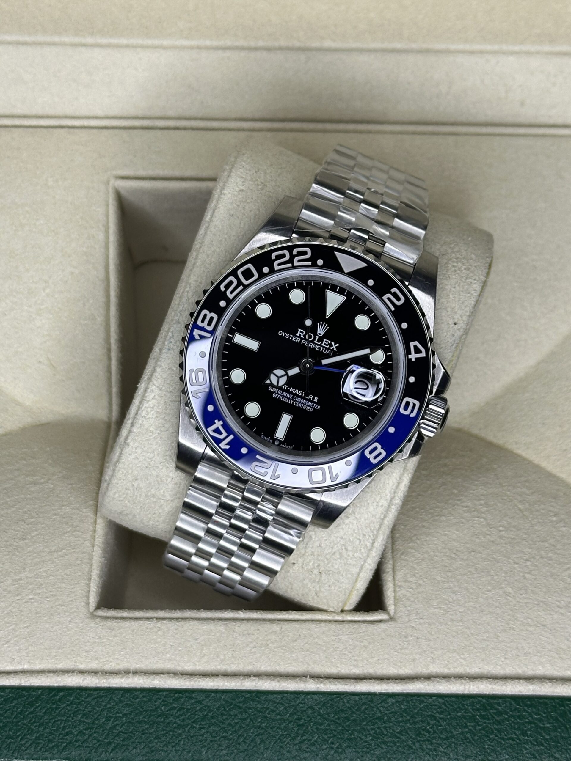 Rolex GMT-MASTER 40" | Batgirl Jubilee (BP SWISS MADE) - Afbeelding 2