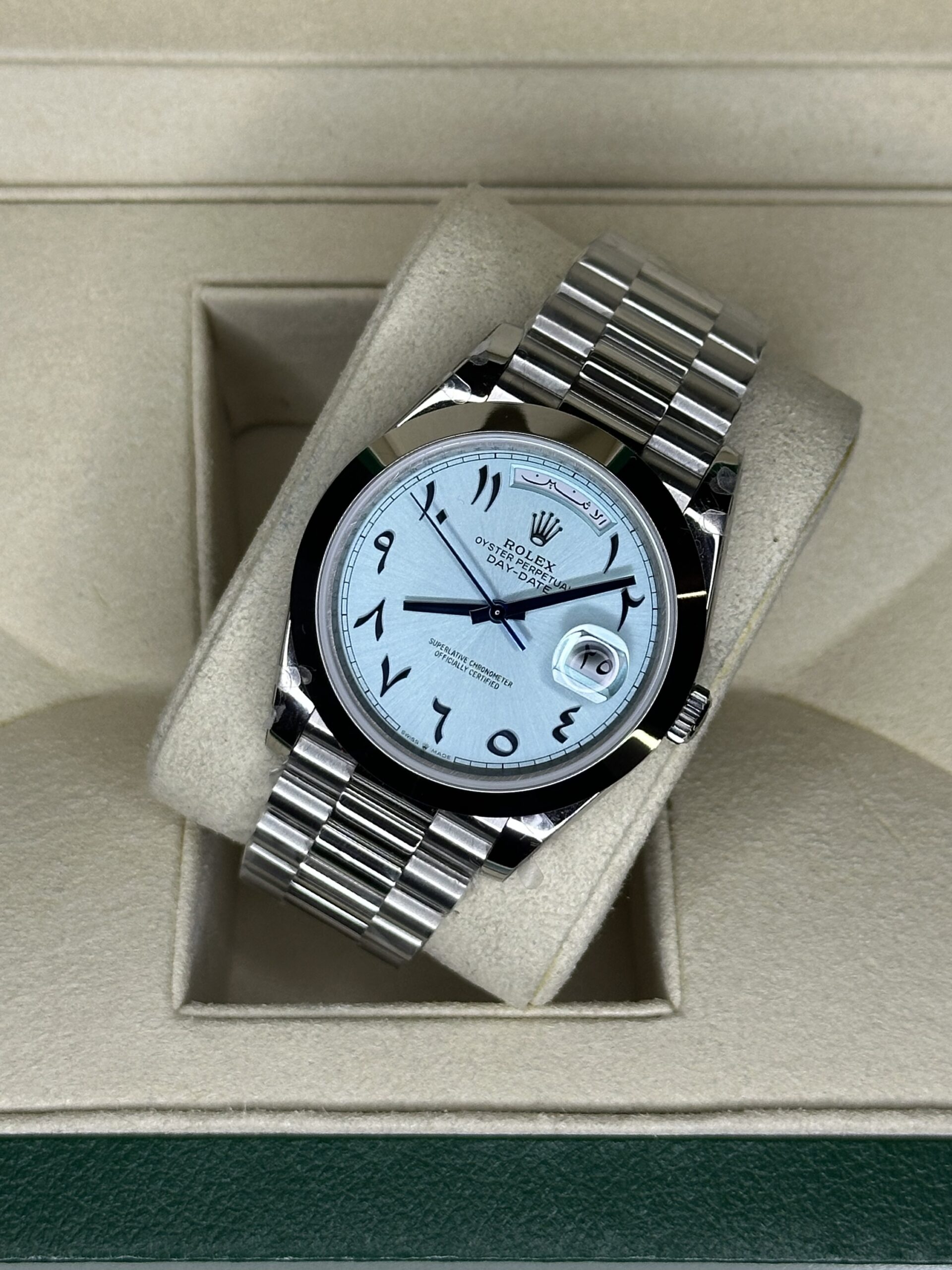 Rolex Day-Date 40" | Ice Blue Arabic Dial (BP SWISS MADE) - Afbeelding 2