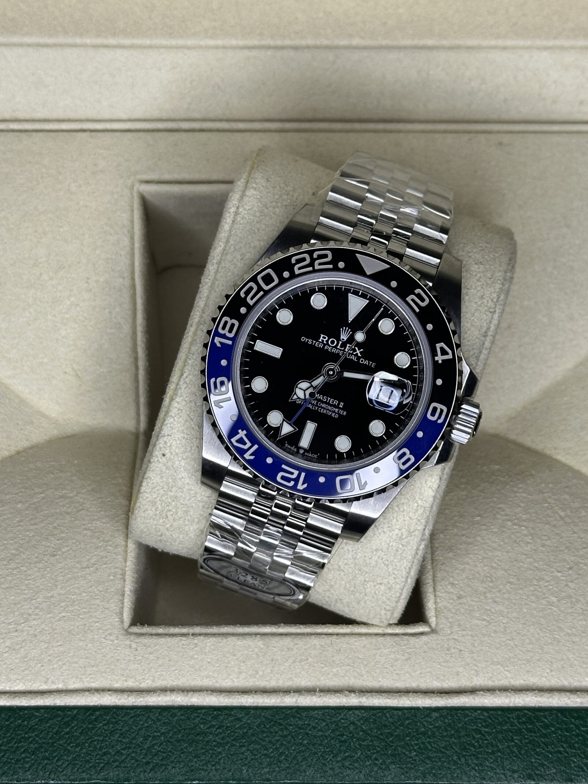 Rolex GMT-MASTER 40" | Batgirl Jubilee (SUPERCLONE) - Afbeelding 2