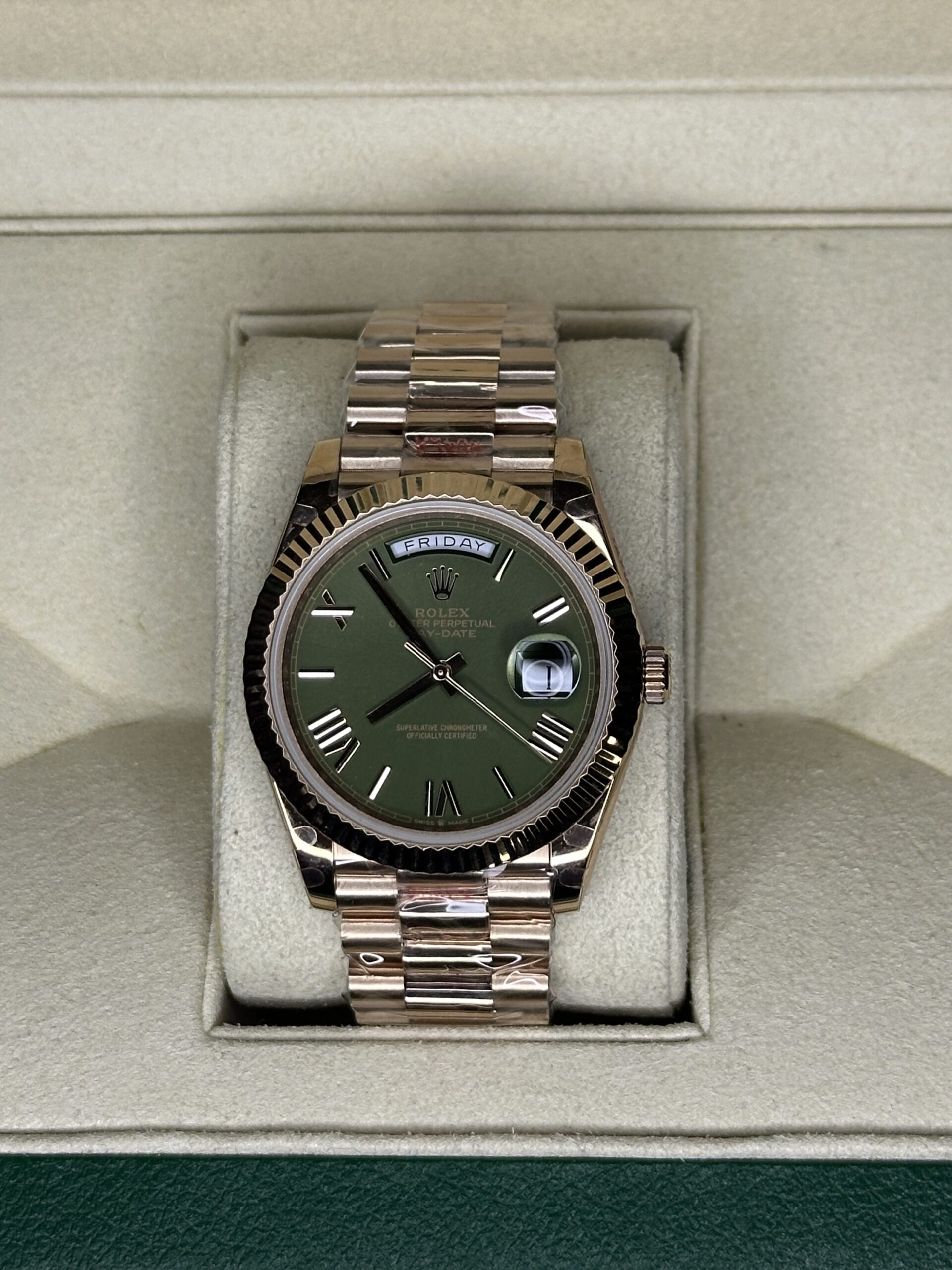 Rolex Day-Date 40" | Olive Green Roman Dial Rose Gold (Superclone)