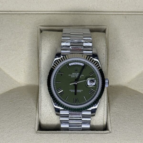 Rolex Day-Date 40" | Olive Green Roman Dial (Superclone)