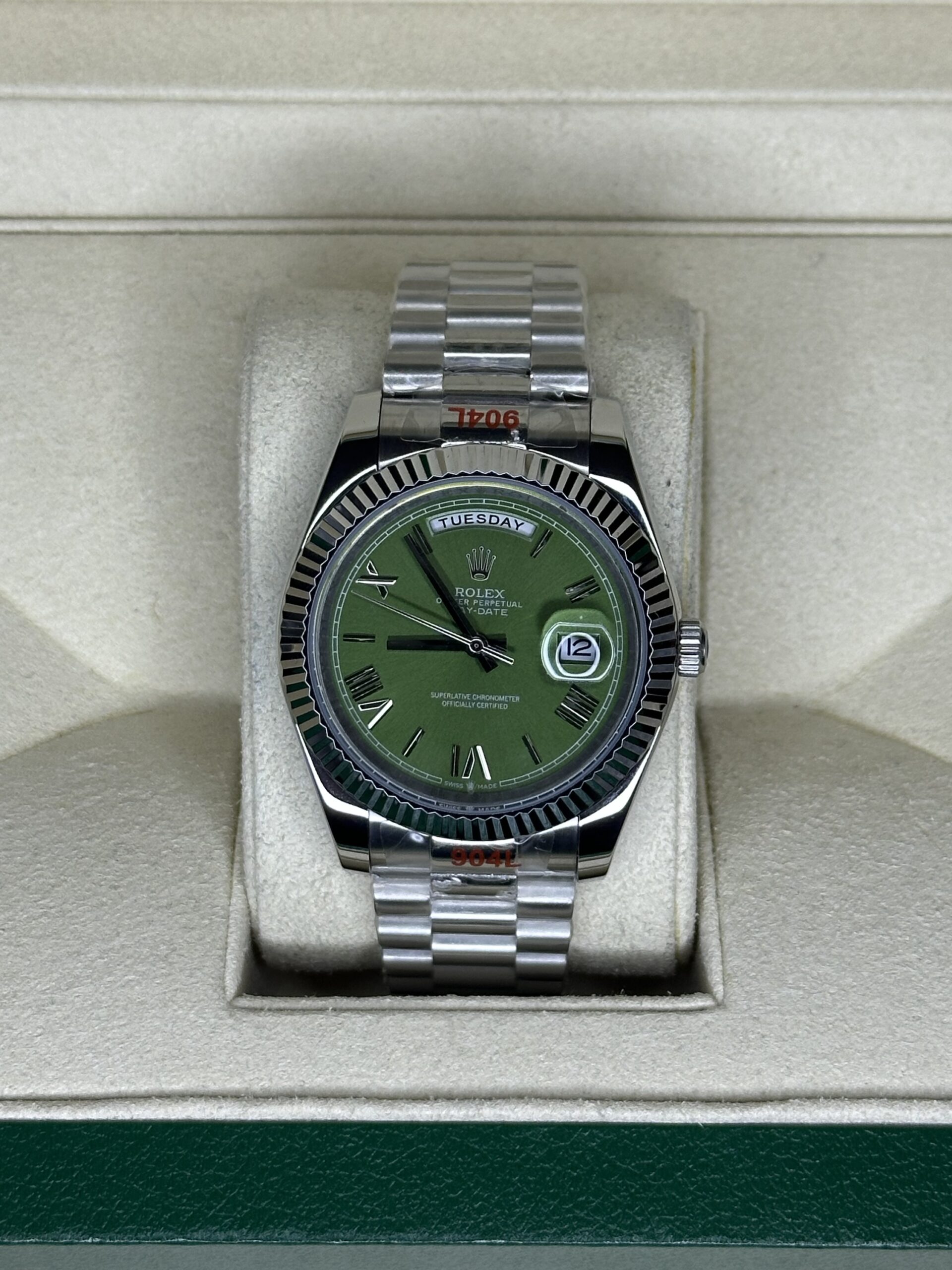 Rolex Day-Date 40'' | Olive Green Roman Dial (AAA+)