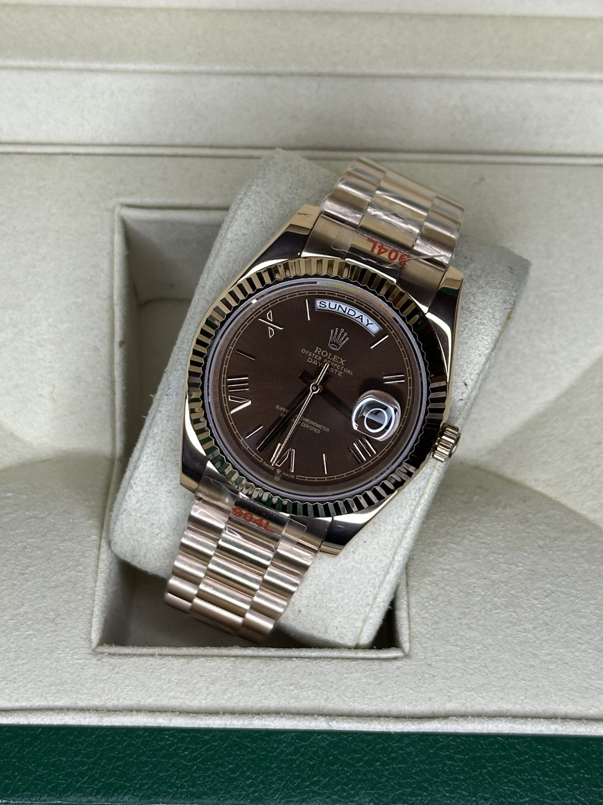 Rolex Day-Date 40'' | Chocolate Roman Dial (AAA+) - Afbeelding 2
