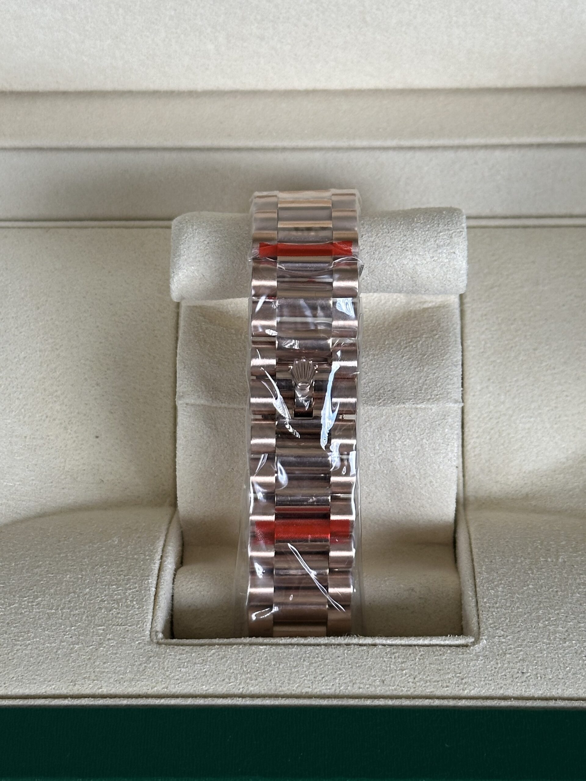 Rolex Day-Date 40'' | Olive Green Dial Rose Gold (AAA+) - Afbeelding 3