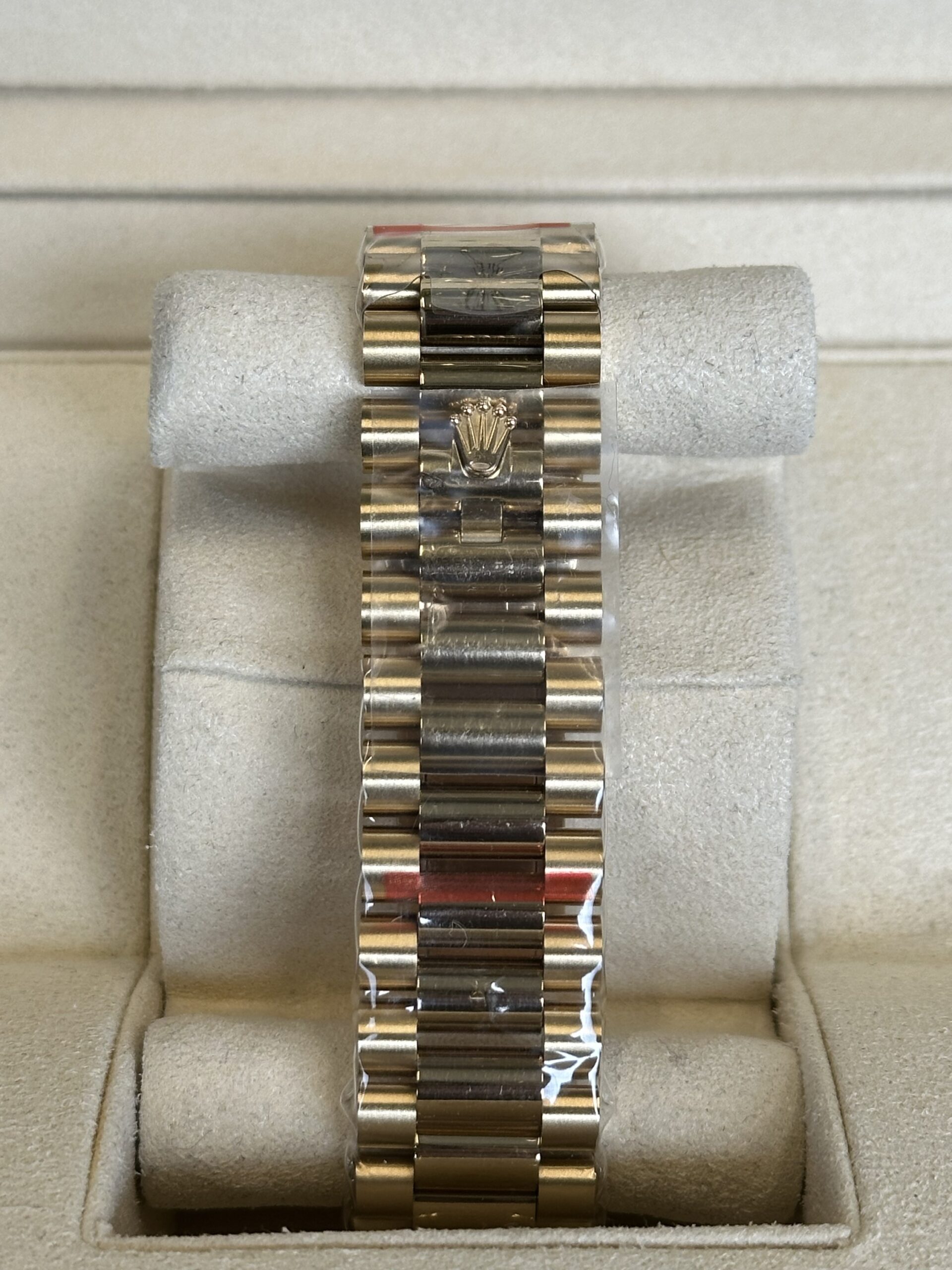 Rolex Day-Date 40" | Gold Dial (BP SWISS MADE) - Afbeelding 3