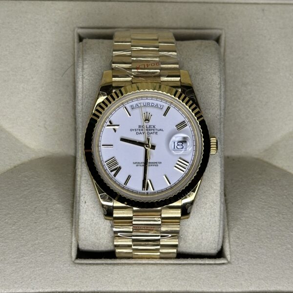 Rolex Day-Date 40" | Yellow Gold White Dial (SUPERCLONE)