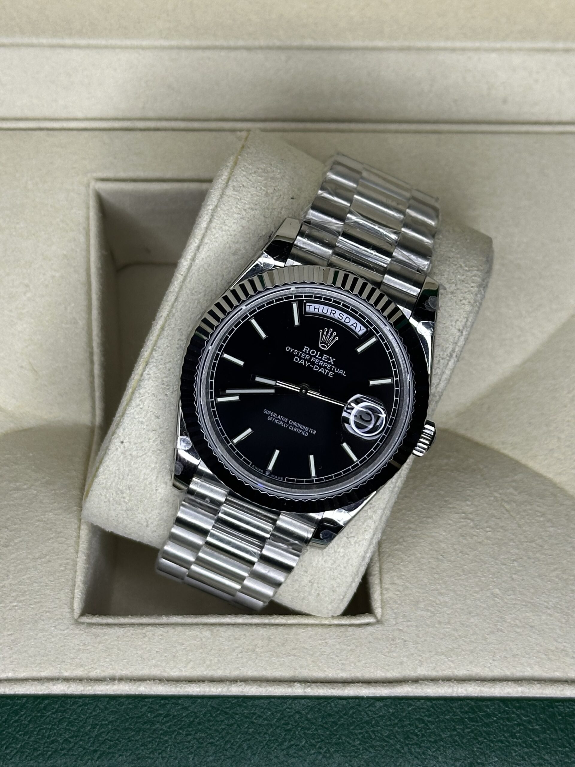 Rolex Day-Date 40" | White Gold Black Dial (BP SWISS MADE) - Afbeelding 2