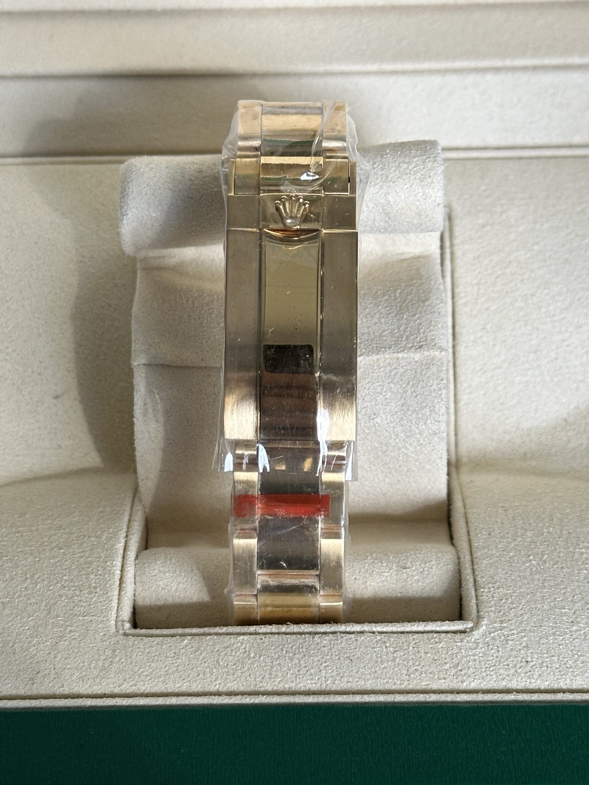 Rolex Daytona 40'' | Full Gold Black Dial (AAA+) - Afbeelding 3