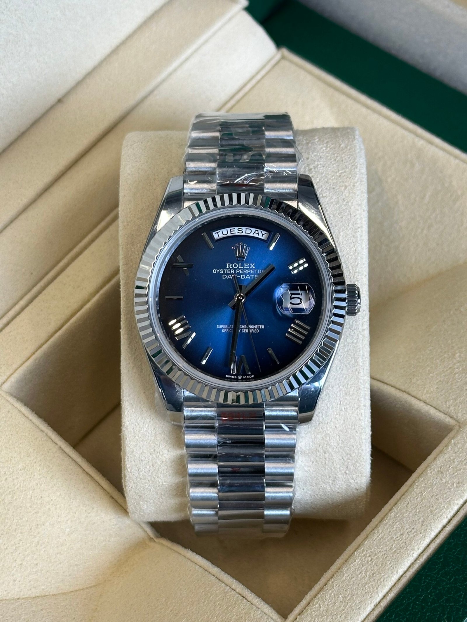 Rolex Day-Date 40" | Blue Ombre Dial (SUPERCLONE) - Afbeelding 2